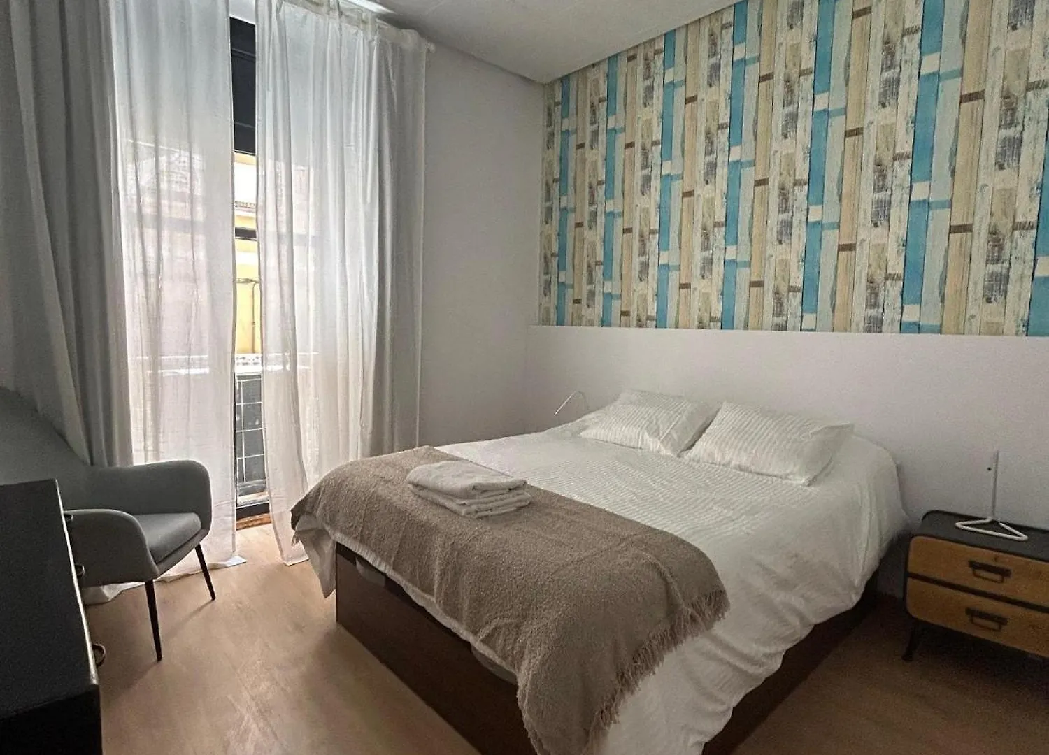 Casa Letran Guesthouse Малага