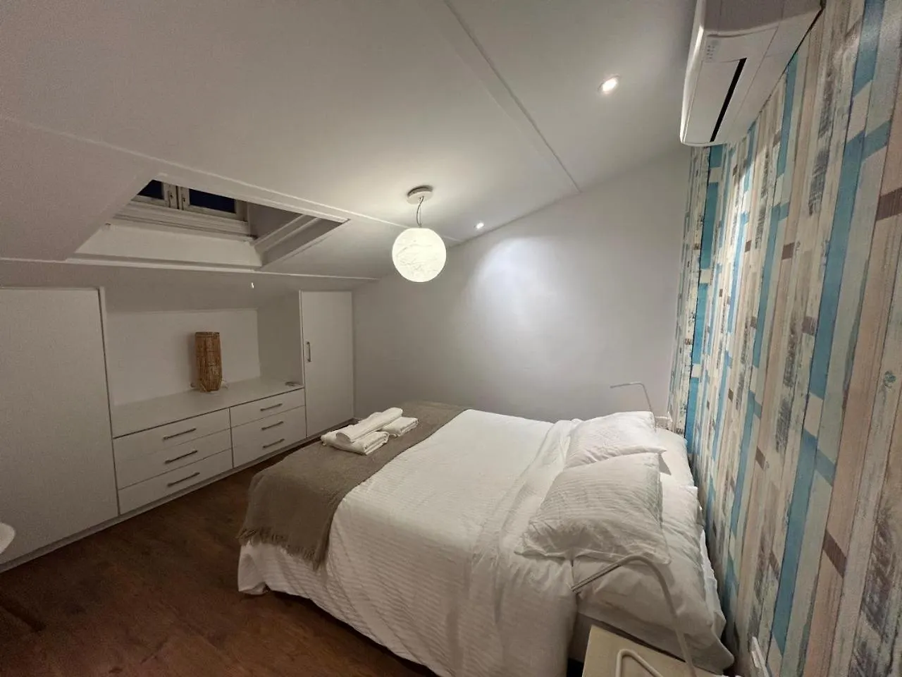 Casa Letran Guesthouse Malaga Hostel