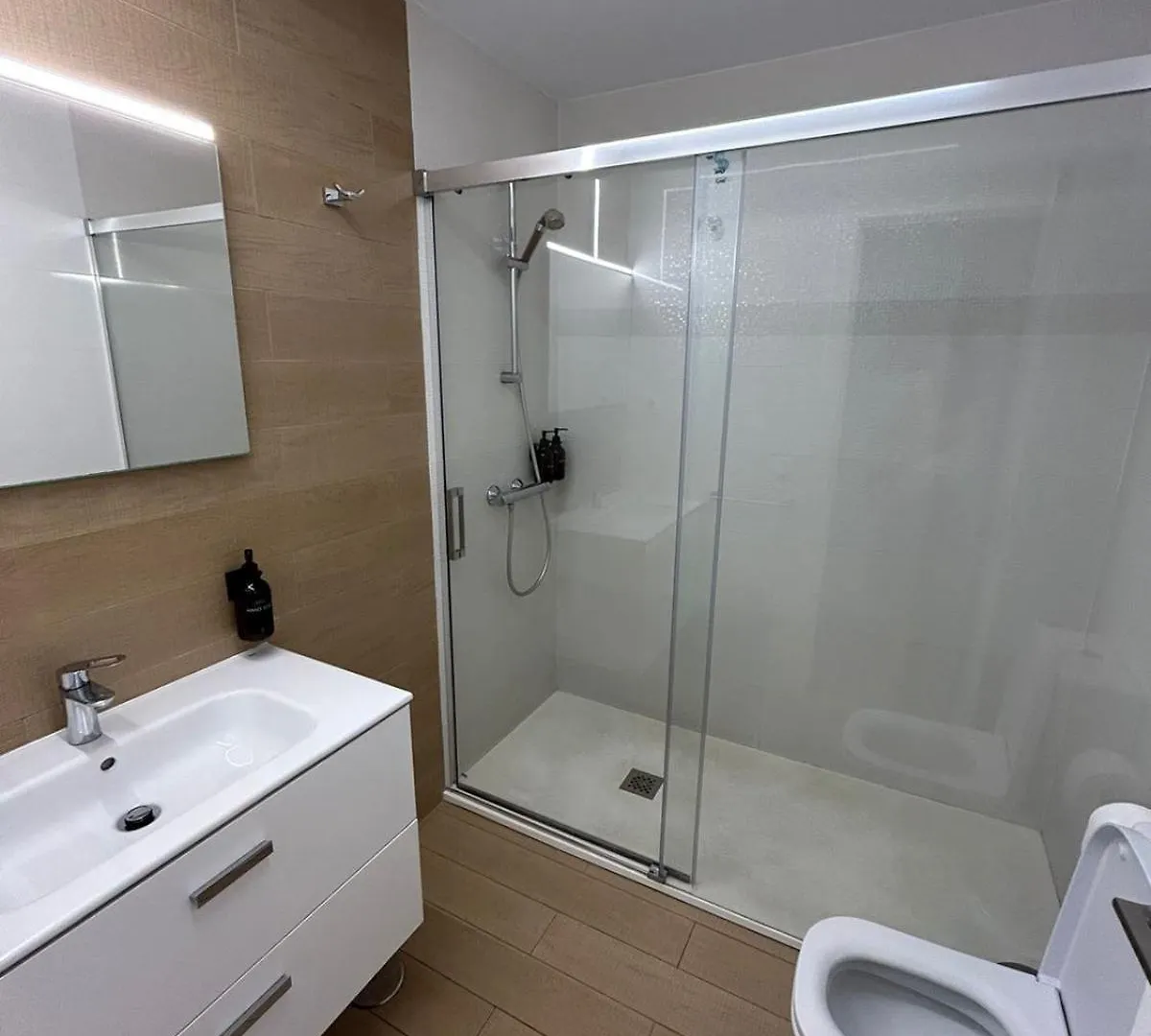 Casa Letran Guesthouse Málaga Albergue